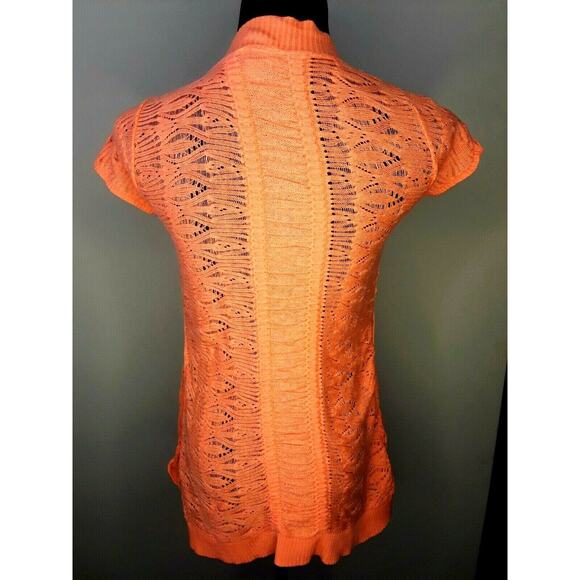 Vanity Cardigan Crocheted Sweater Short Sleeve Open Front Small Coral - Picture 4 of 7